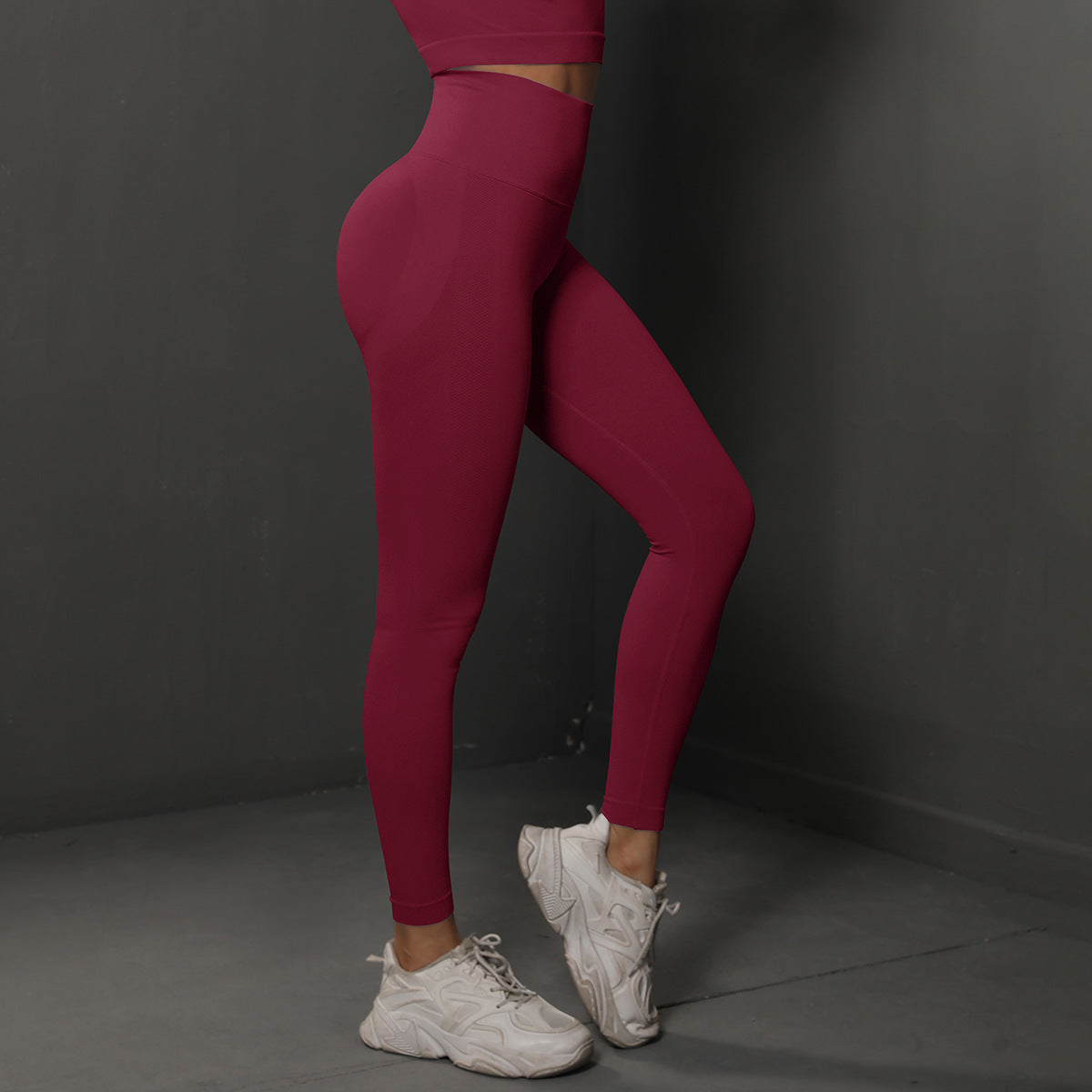 Size M Claret Red Seamless High-Waisted Yoga Pants for Women - Lift Workout Leggings for Running, Gym, and Fitness
